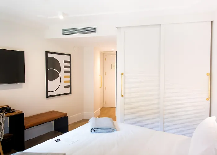 Room Mate Cosmo - City Centre, Valenza